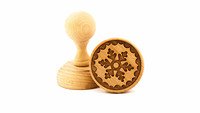 Koekjesstempel Snowflake rond hout