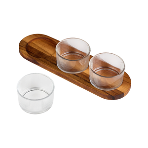 Serveerplank met 3 ramekin